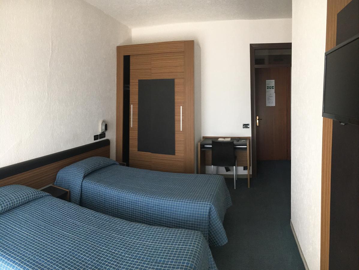 Valle D'oro Hotel Albino