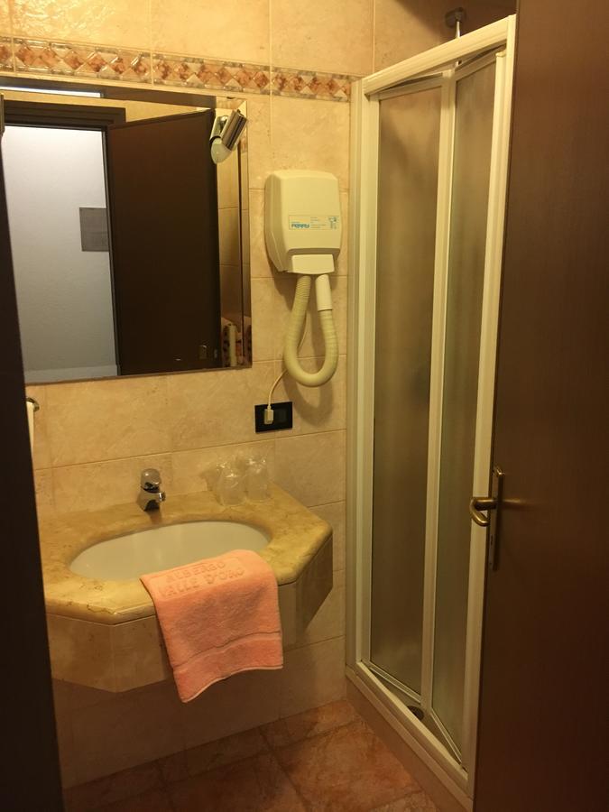 Valle D'oro Hotel *